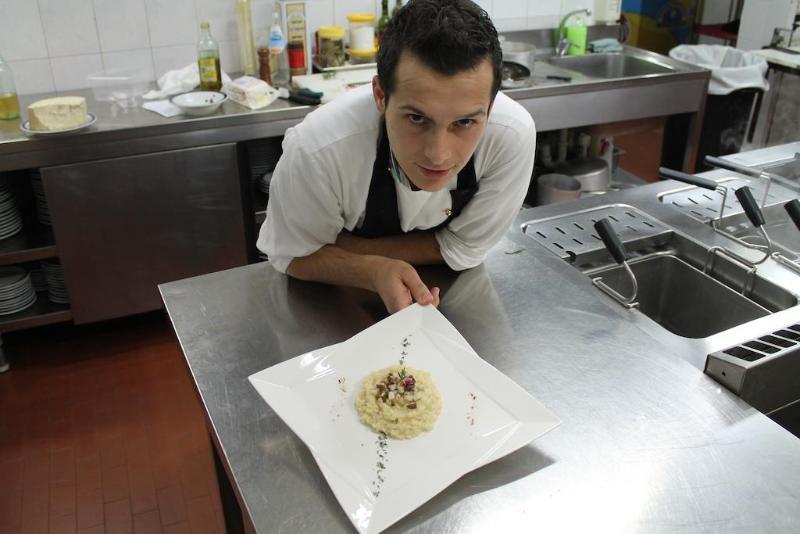 Hotel Minerva Brindisi Bagian luar foto